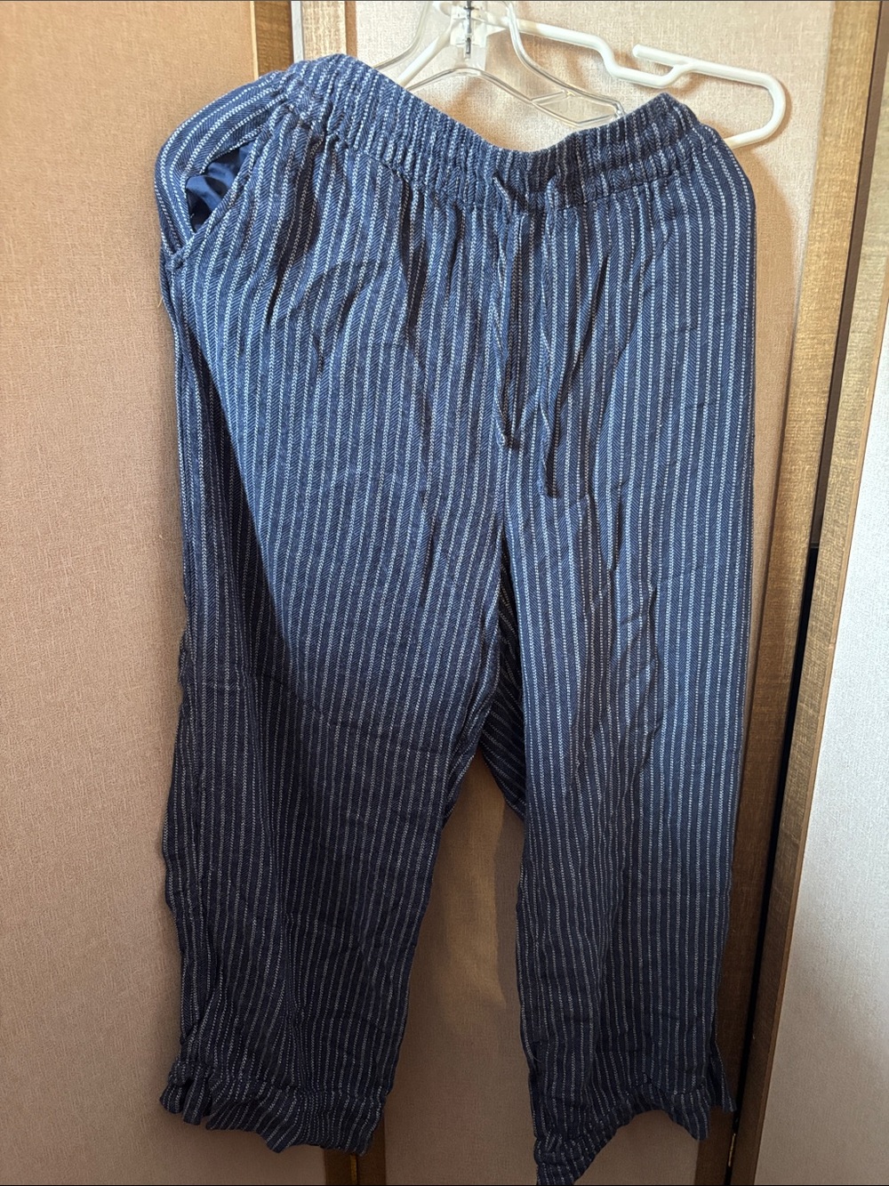 Time and Tru Navy Pinstripe Drawstring Slacks Large